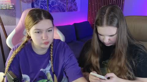 Snapshot of blush_ellie chatting on 02/08/25, 02:16 Ellie3 online show from 02/08/25, 02:16