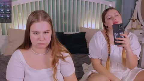 Snapshot of blush_ellie chatting on 02/15/25, 02:55 Ellie3 online show from 02/15/25, 02:55