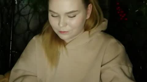 blushing_star online show from 01/05/26, 05:27