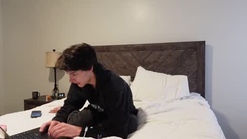 BluSky online show from 02/12/25, 05:26