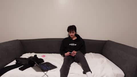 BluSky online show from 02/13/25, 01:40