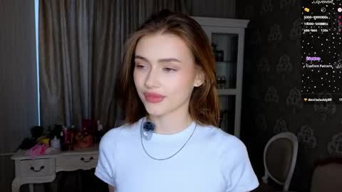 Snapshot of bluuemarine chatting on 06/06/26, 04:23 Mary online show from 06/06/26, 04:23