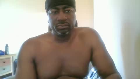 bluuthunder1914 online show from 12/21/24, 03:20