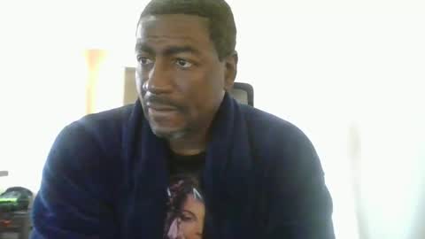 bluuthunder1914 online show from 09/15/25, 05:02