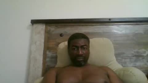 bluuthunder1914 online show from 10/29/25, 12:02