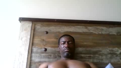 Snapshot of bluuthunder1914 chatting on 05/16/26, 04:28 bluuthunder1914 online show from 05/16/26, 04:28