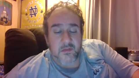 Snapshot of bman233450 chatting on 09/11/25, 04:01 bman233450 online show from 09/11/25, 04:01