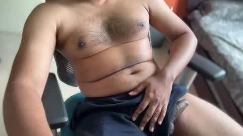 Snapshot of bmporn87 chatting on 08/03/26, 05:06 Horny Ben online show from 08/03/26, 05:06