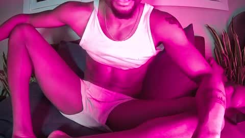 Snapshot of bms777 chatting on 01/27/25, 01:37 bms777 online show from 01/27/25, 01:37