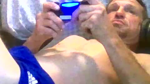 Snapshot of bmurray13kc2 chatting on 10/22/25, 03:07 bmurray13kc2 online show from 10/22/25, 03:07