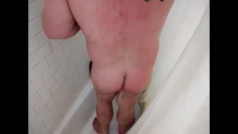 Snapshot of bnitehawk1234 chatting on 01/06/25, 04:26 harry cockins online show from 01/06/25, 04:26