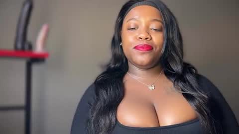 Snapshot of bnwo_goddess chatting on 07/07/26, 02:10 online show from 07/07/26, 02:10