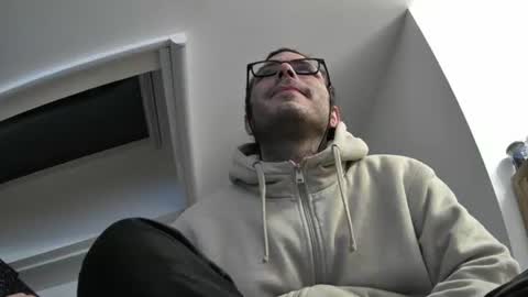 bo22222222 online show from 11/16/25, 10:48