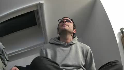 bo22222222 online show from 11/25/25, 08:20