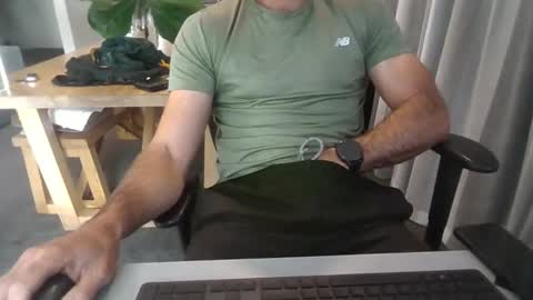 bob337733 online show from 04/11/26, 12:15