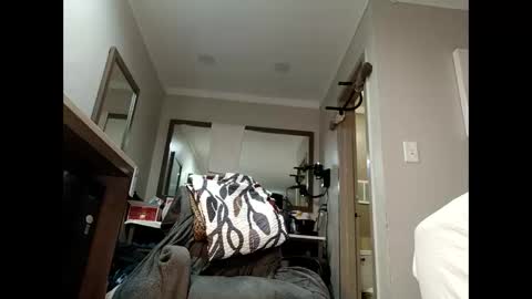 bobbiebone and company online show from 11/25/25, 04:18