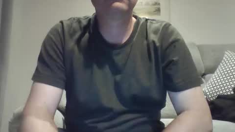 bobby_113 online show from 11/02/25, 01:52