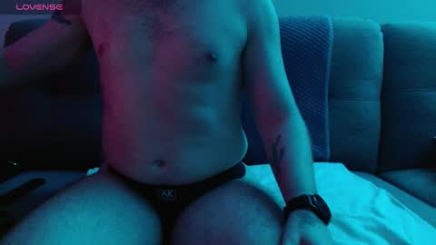 Bobby English online show from 10/06/25, 06:33