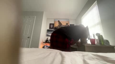 Luv bug  online show from 10/18/25, 07:03