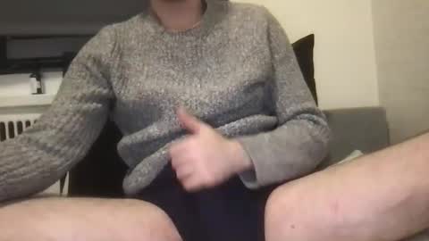 Snapshot of boblight221 chatting on 01/21/25, 06:11 boblight221 online show from 01/21/25, 06:11