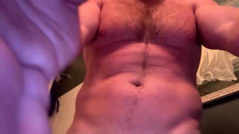 Snapshot of bodukes3233 chatting on 10/31/25, 08:21 Swingingdong online show from 10/31/25, 08:21