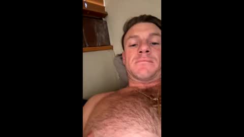 Snapshot of bodukes3233 chatting on 02/21/26, 10:33 Swingingdong online show from 02/21/26, 10:33