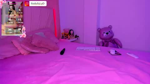 DANIELA online show from 05/18/26, 04:07