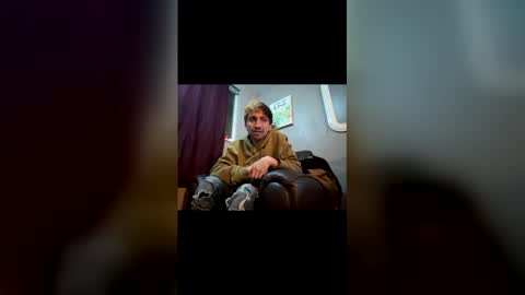 Snapshot of bodyyattiyatti chatting on 02/14/26, 05:59 Sailorartemis online show from 02/14/26, 05:59