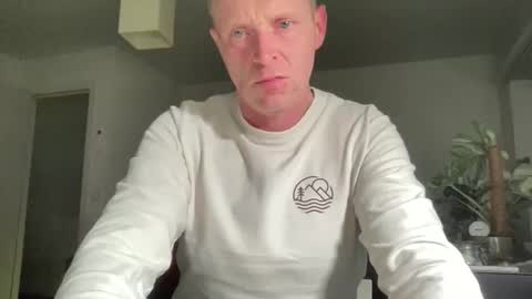 ask me online show from 11/20/25, 08:08