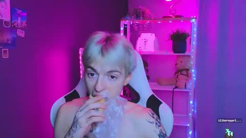 ALEXPVT IS OPEN online show from 03/05/25, 11:28