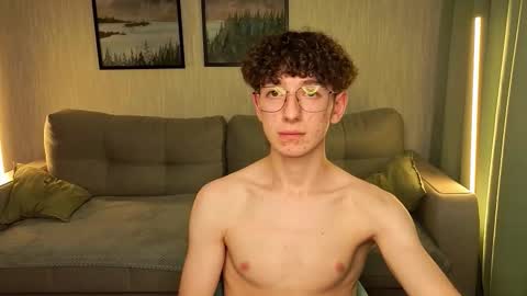 ALEXPVT IS OPEN online show from 10/10/25, 03:33