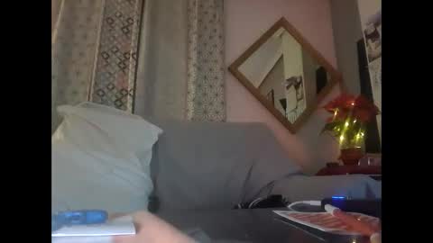 Snapshot of bollykat chatting on 12/02/24, 12:52 Karol online show from 12/02/24, 12:52