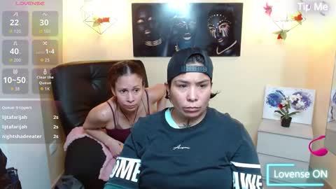 Paris online show from 12/18/25, 03:34