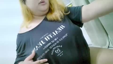 bombastic_darla online show from 09/09/25, 11:54