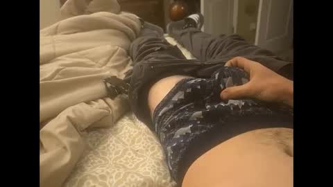 Snapshot of bombinshaman chatting on 12/21/24, 12:42 bombinshaman online show from 12/21/24, 12:42