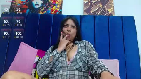 bombom_brown1 online show from 05/19/26, 08:26