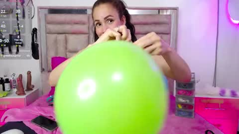 bombom_lux online show from 06/20/26, 04:37