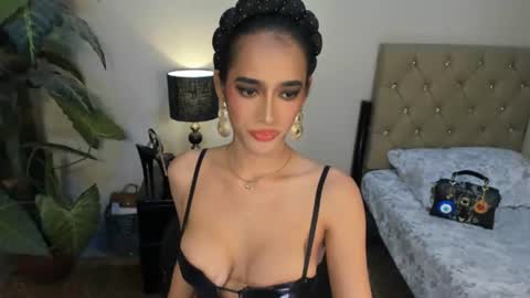 bombshelllaurax online show from 01/19/26, 12:09