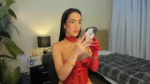 bombshelllaurax online show from 02/13/26, 03:02