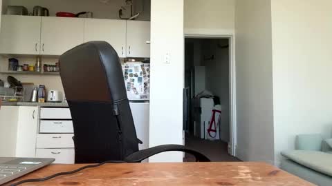 Snapshot of bondi333 chatting on 02/27/25, 10:09 Bondi online show from 02/27/25, 10:09