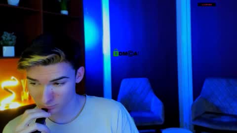 bondi_vv online show from 11/23/25, 10:53