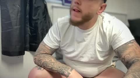 boner4you1994 online show from 10/30/25, 11:49