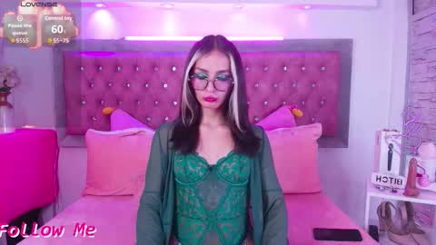 i AM Bonnie  online show from 12/14/25, 04:45