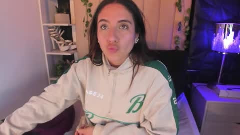 bonnali_lune online show from 02/11/26, 10:59