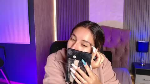 Snapshot of bonnali_lune chatting on 06/27/26, 04:39 bonnali_lune online show from 06/27/26, 04:39
