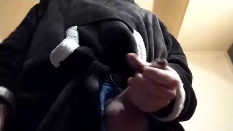 bonnequeue53 online show from 11/23/25, 09:47