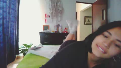 Bonnie  online show from 04/06/26, 04:08