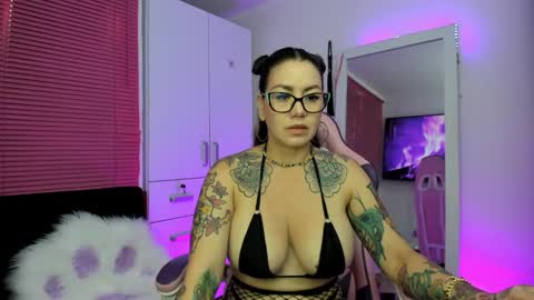 bonnie online show from 02/11/26, 07:19