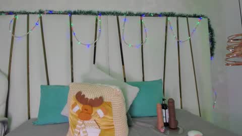 Bonnie online show from 12/02/25, 07:31