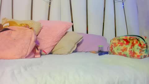 Bonnie online show from 01/05/26, 07:17